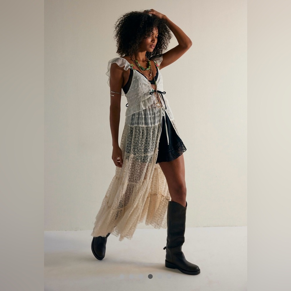 NWT FREE PEOPLE SELENA MAXI TOP 🔥🔥